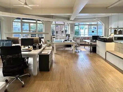 Oficina en Venta 20 años