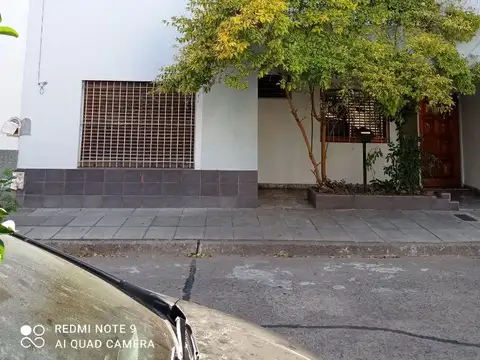 Vta Casa Ex Municipal 4 Amb C/ Patio y Terraza