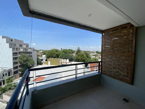 Alquilo Monoambiente divisible con balcón-terraza en Villa Devoto. APTO PROFESIONAL.