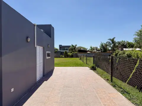 Casa en Venta en Roldan, USD 90.000