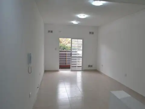 VENTA DEPARTAMENTO 2 AMBIENTES | LOMAS DEL MIRADOR (Villa insuperable)