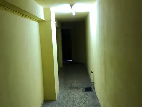 Local en Venta Via Púb.