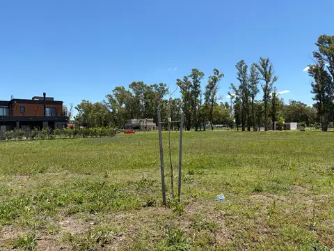 Terreno en Venta en Pilar Del Este - Santa Sofia, USD 32.000