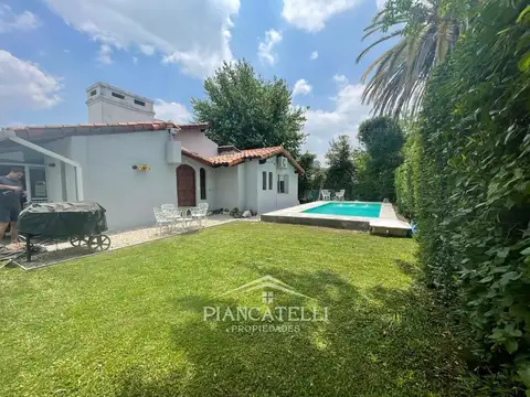 Casa en alquiler con 3 habitaciones en Country Las Lajas
