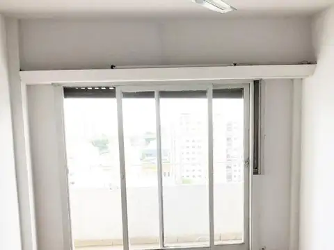 DEPARTAMENTO AMPLIO CON BALCON Y LAVADERO INDEPENDIENTE
