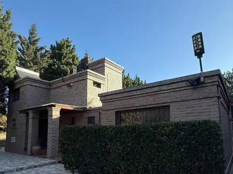 Casa en Venta en La Falda Del Carmen, USD 240.000