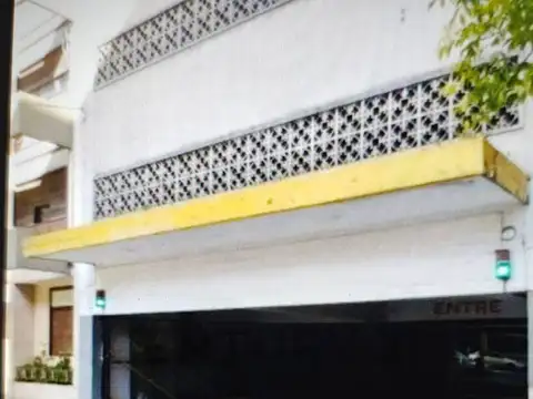 COCHERA CUBIERTA EN ALMAGRO