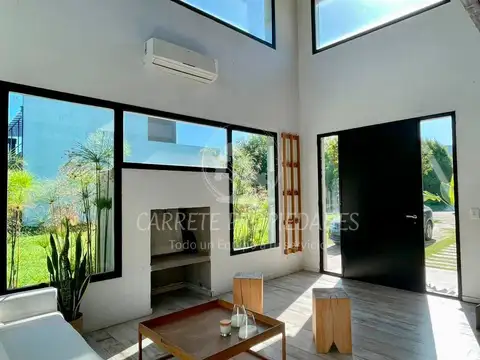 Casa Moderna en Venta Los Olivares, Malvinas Argentinas. No te la pierdas.