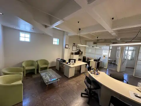 Oficina en Alquiler en Neuquen, USD 1.800