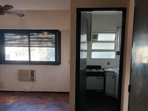 Monoambiente al contrafrente luminoso