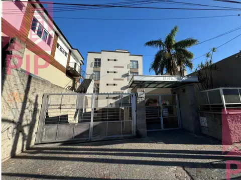 Avenida Rivadavia 21800, Piso 3