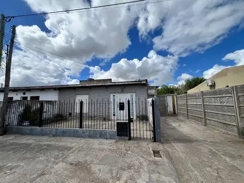 Casa 3 ambientes con 1 baño