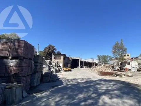 Galpón en Venta - 9 De Abril