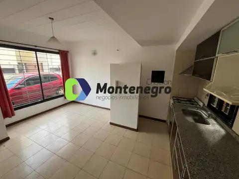 Depto Tipo Casa en Venta en Berazategui, USD 65.000