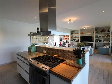 Av Patricias Argentinas al 2000