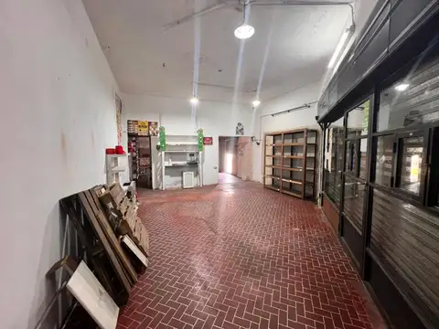 Local en Alquiler en Moron Sur, $ 650.000