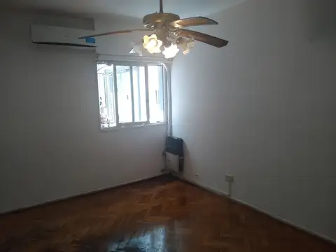 Departamento Dos Ambientes Centro de Lanus Oeste