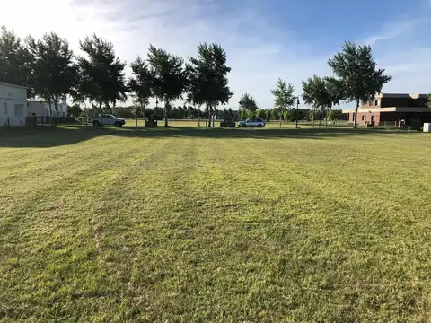 Terreno en Venta en Countries y Barrios Cerrados en La Plata, USD 60.000