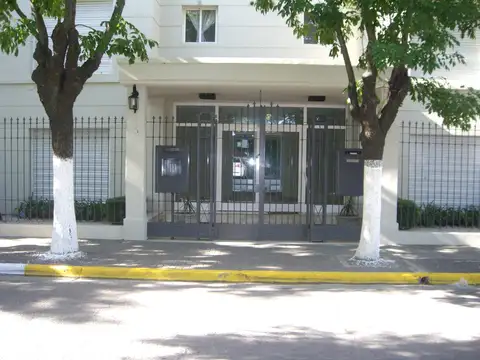 Oficina en Venta en Pilar, USD 75.000