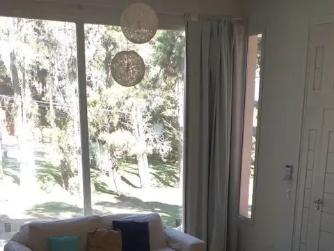 Casa en Venta en Mar de las Pampas, USD 200.000