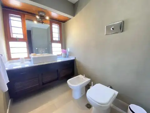 Casa en Alquiler Temporal de 6 dormitorios