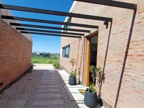 Casa en Alquiler al Norte