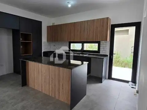 Casa  en Venta en Santa Elena, Pilar del Este, Pilar