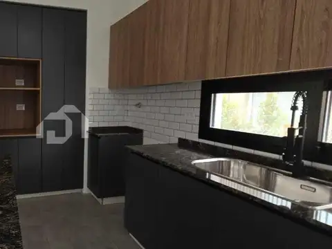 Casa en Venta en Pilar del Este - Santa Elena, USD 207.000