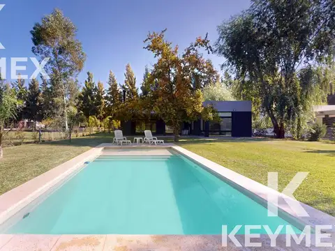 Casa en Venta en Club Miralagos, USD 320.000