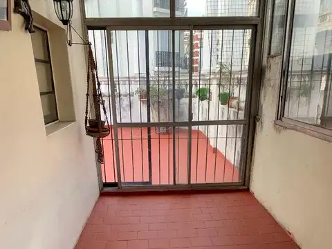Depto Tipo Casa en Venta 90 años