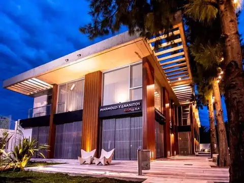 Local en Alquiler en Manuel B Gonnet, $ 650.000