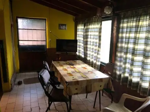 4 AMBIENTES | Int. juan Irigoin al 100