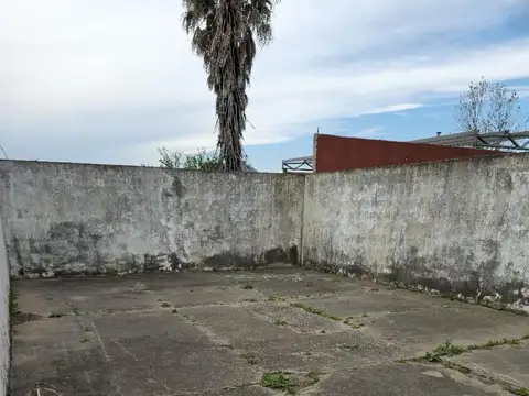 San Martin e/ Juan Pagnan y Orlando Tomasinsi