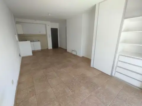 Departamento en Alquiler en Centro, $ 300.000