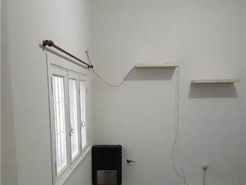 Depto Tipo Casa en Alquiler 40 años