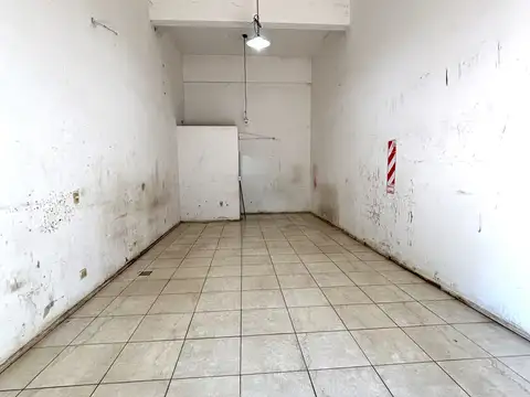 Local en Alquiler Via Púb.