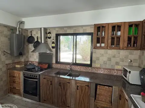 Casa Quinta 1,25 ha Pileta 4 dorm Cañuelas Quincho