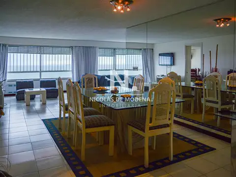 Departamento en Venta en Playa Brava, USD 470.000