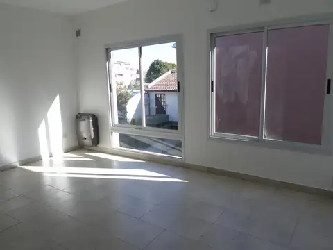 Departamento 2 do piso x escalera