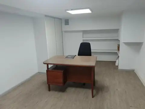 Oficina en Alquiler en Microcentro, $ 900.000