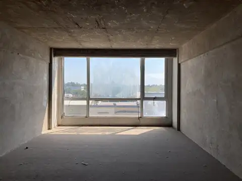 ALQUILER OFICINA  C/COCHERA MORENO CENTRO