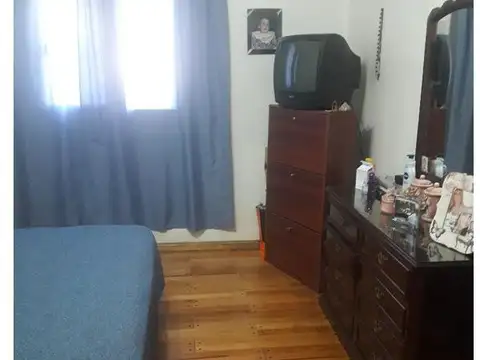 Depto Tipo Casa 3 ambientes con 2 baños