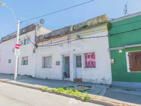 Venta de dos casas en un mismo padrón en Pando
