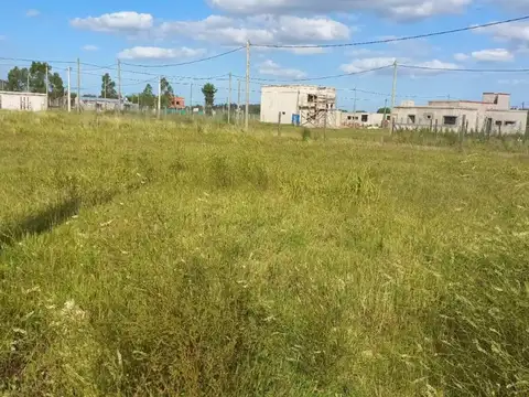 Terreno en Venta 30  mts Fondo