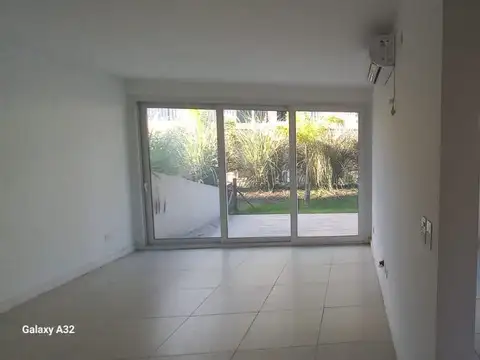 Saravi Village Edificio D  3er Piso - 100