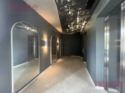 Paseo Colón al 1400