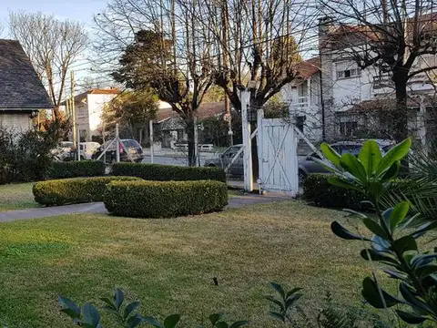 Casa en Venta en Adrogue, USD 380.000