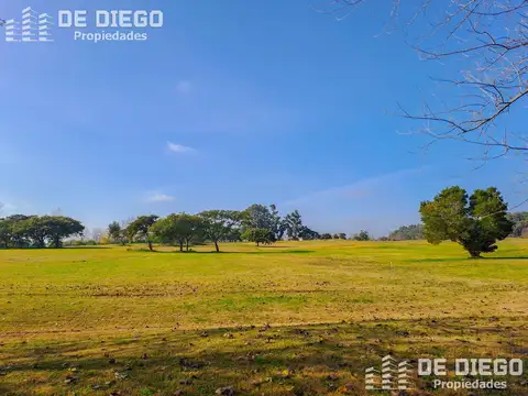 Oportunidad lote terreno a la Laguna de 3180 M2 muy lindas vistas al golf  en venta - Carmelo Golf