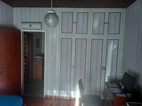 "HERMOSO CHALET EN ZONA  RESIDENCIAL"