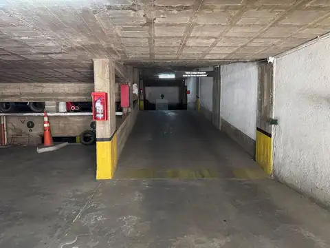 VENTA Cochera Alta Cordoba 12Mts